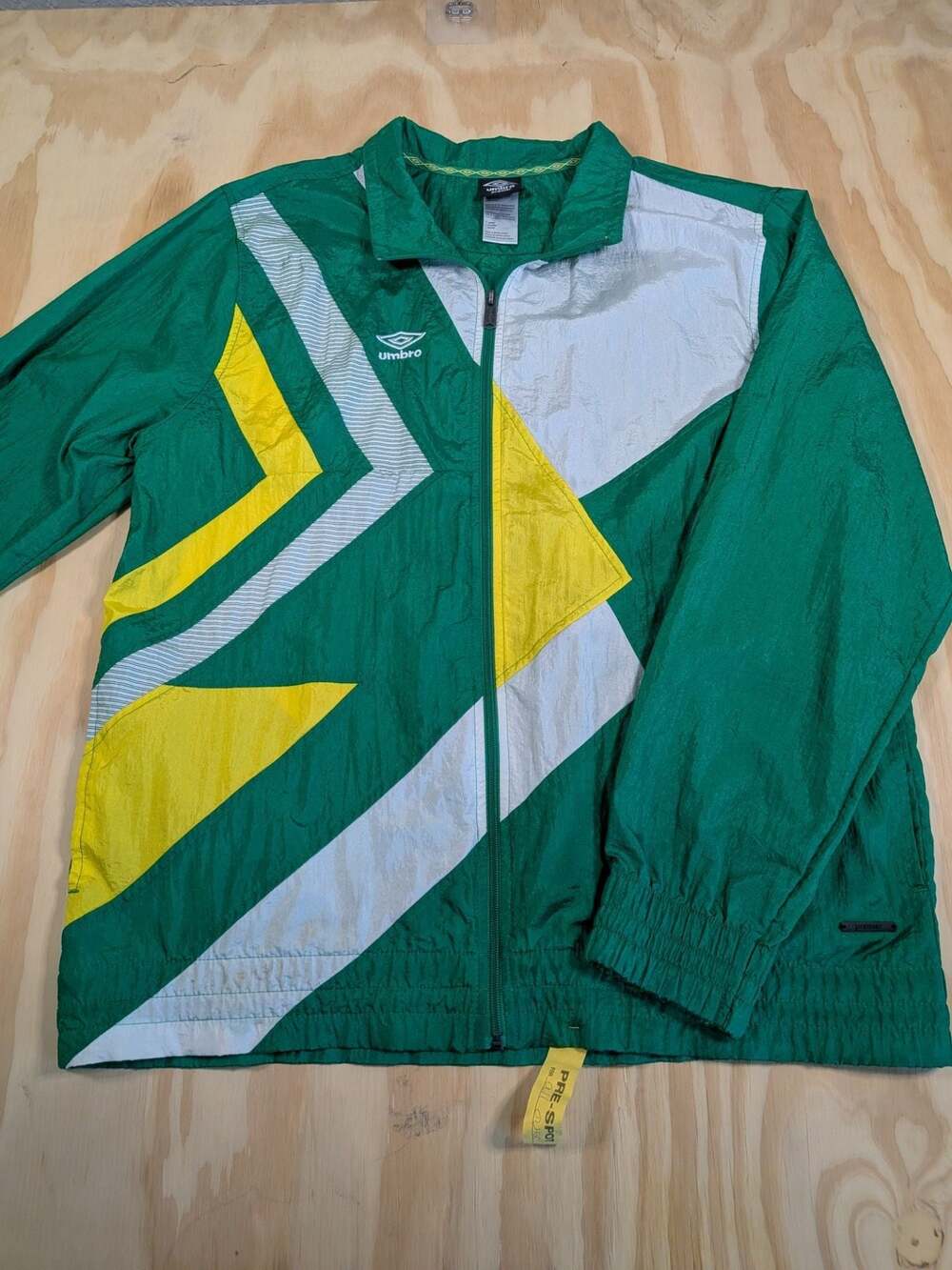 Vintage Umbro Premier Windbreaker Jacket Green Yellow Geometric Colorblock XL
